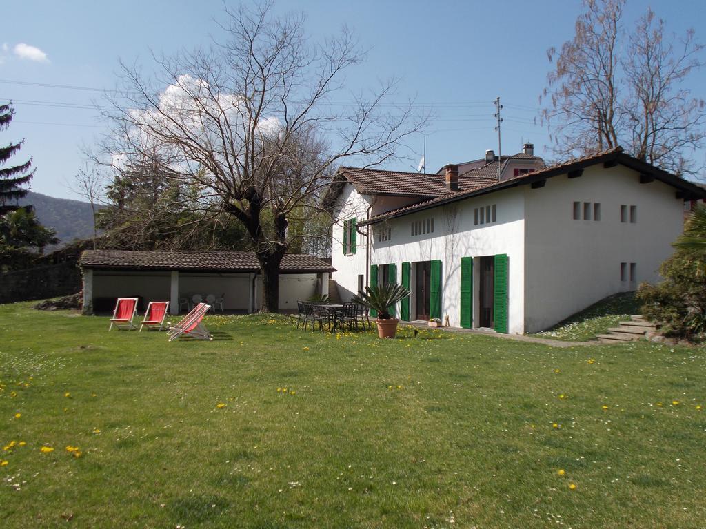 Casa Bianchi Villa Rovio Bagian luar foto